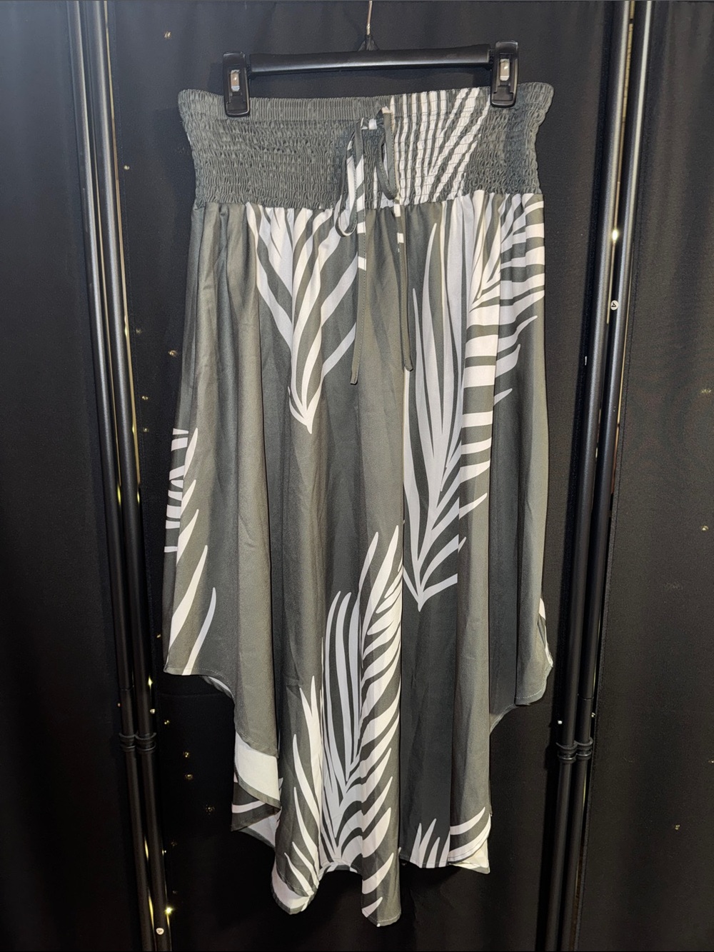 SHEIN Green & White Tropical Print Midi Skirt